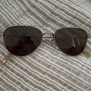 Classic Black Aviator Sunglasses